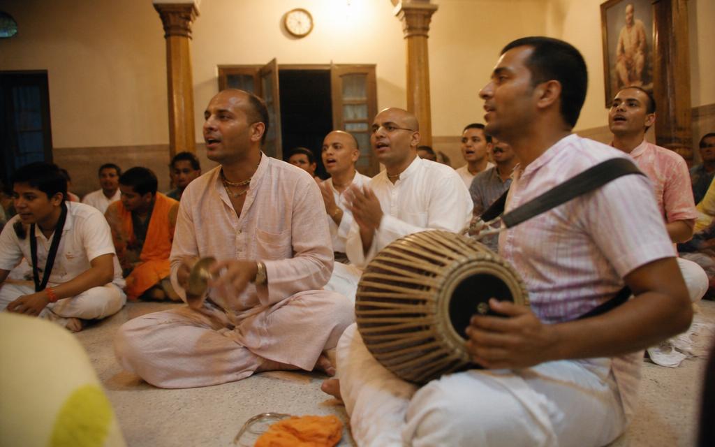 Sunday kirtan program at ISKM Proddatur